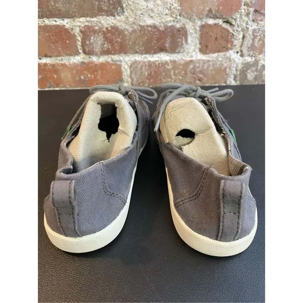 Sanuk Kids Size 3 Gray Loafer Boat Shoe